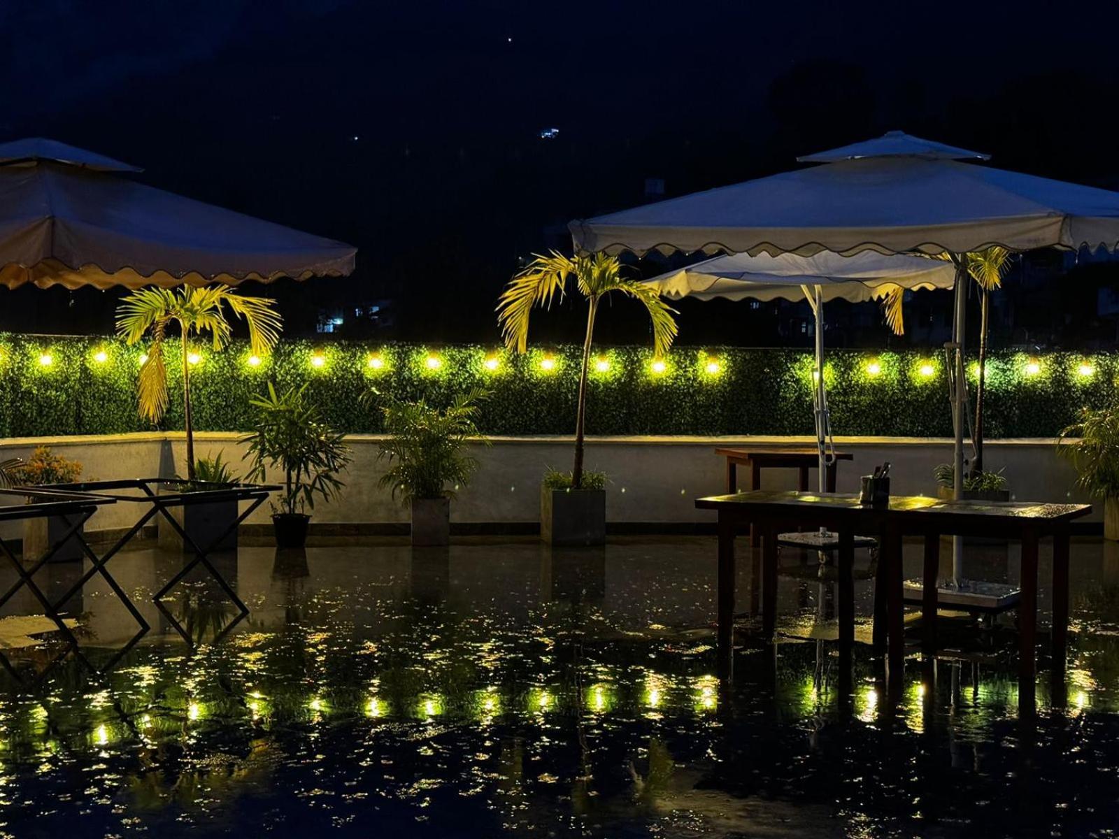 Hotel Crown Regency- Badulla Exteriér fotografie