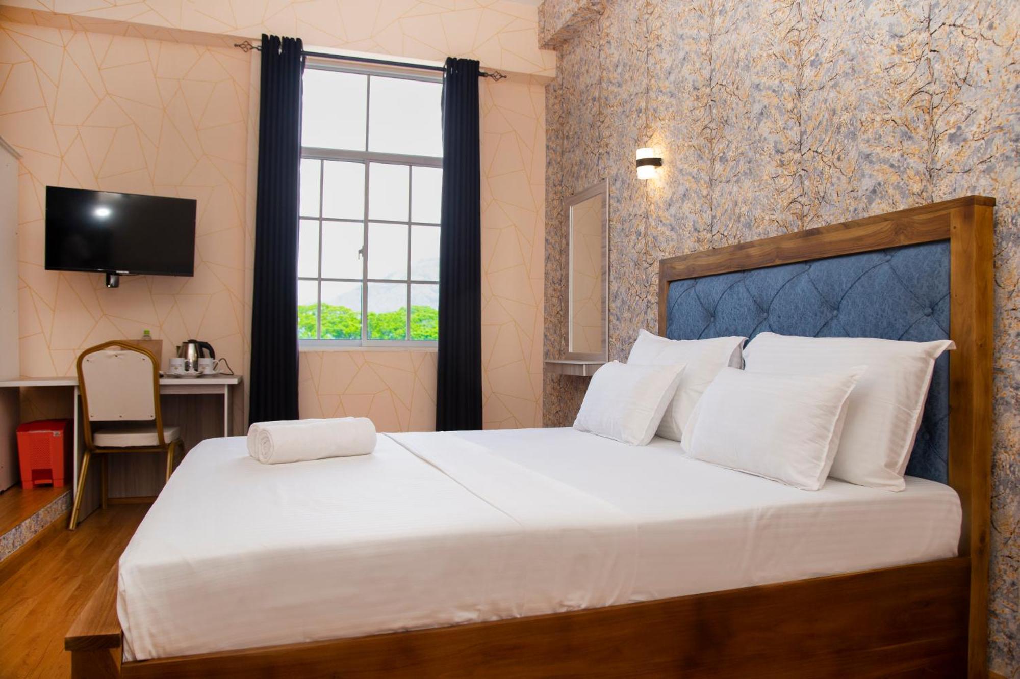Hotel Crown Regency- Badulla Exteriér fotografie