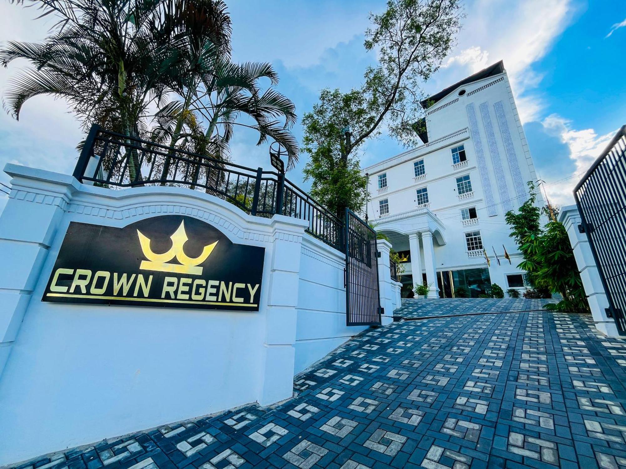 Hotel Crown Regency- Badulla Exteriér fotografie